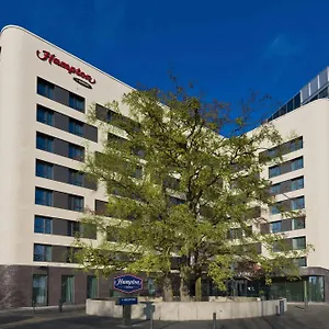 Hotel Hampton By Hilton Frankfurt Airport, Frankfurt nad Mohanem